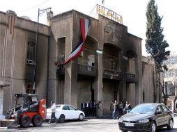 Juzgados de la ciudad de Deraa, tras ser incendiados por manifestantes que piden reformas políticas. EFE  /