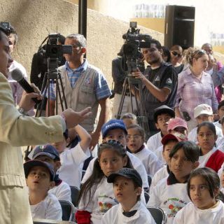 Celebran autoridades al agua en su día