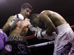 El boxeador jaliscience Jorge Solís durante un combate en Guadalajara. MEXSPORT  /