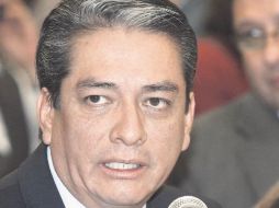 Eduardo Mar de la Paz acudió al Congreso local a comparecer por el Cuarto Informe de Gobierno. M. FREYRÍA  /