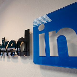 LinkedIn llega a los 100 millones de usuarios