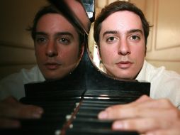 El pianista Andrés Sarre señala que uno de los problemas que enfrenta en su labor es la falta de difusión.EL A. CAMACHO  /