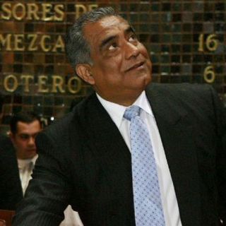 Se mantiene PRD, critica iniciativa del mandatario estatal