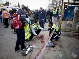 Una exploción cerca de una parada de autobús en Jerusalén causó más de una treintena de heridos. Un hecho inusitado desde 2004. AP  /