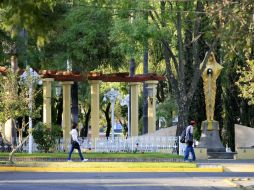 La Glorieta Chapalita será intervenida para facilitar el paso de los peatones. E. PACHECO  /