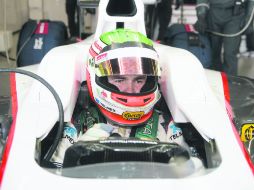 Sergio Pérez hoy hará sus primeras pruebas en el Sauber C30. ESPECIAL  /