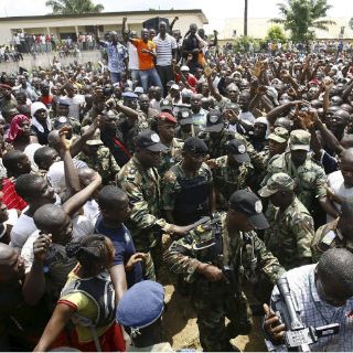 Rápido deterioro de la situación humanitaria en Costa de Marfil alarma a ONU