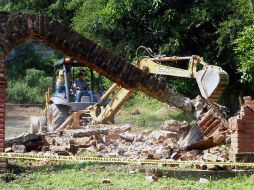 Los trabajos de excavación para localizar a Rosendo Radilla, desaparecido desde el 25 de agosto de 1974. EL UNIVERSAL  /