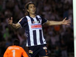 Acciones de Aldo De Nigris en el torneo Clausura 2011, con el Monterrey. MEXSPORT  /