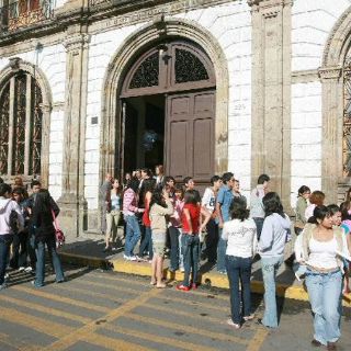 Pide UdeG a diputados aprobar deuda de Emilio González