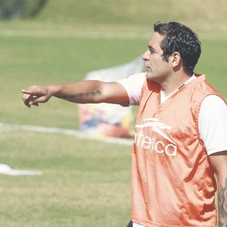 Si no pueden, que vendan al equipo: Osorno