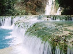 La cascada de Viejas Minas es de las más populares y visitadas de San Luis Potosí.ESPECIAL  /