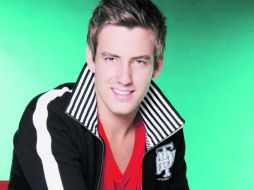 Juan Diego Covarrubias interpreta a Alfedo Irabien en la telenovela Una familia con suerte, producida por Juan Osorio. ESPECIAL  /