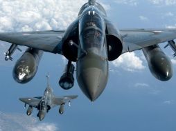 Los ataques aéreos tienen como fin proteger a los civiles de la fuerzas de Gadhafi. EFE  /