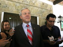 Guzmán asegura que el Ejecutivo está dispuesto a enviar cualquier información que soliciten los diputados. E. BARRERA  /