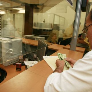 Embargan a propietarios de vehículos por no pagar tenencia