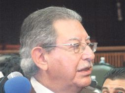 Francisco Rojas señala que debe tomarse en cuenta que la iniciativa fue revisada por empresarios y trabajadores. ESPECIAL  /