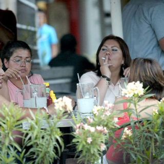 Más de 90% de negocios, sin opción de dar espacio a fumadores