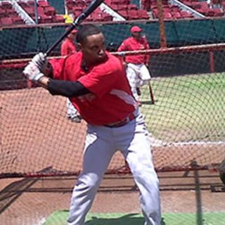 Victor Díaz brilla en béisbol mexicano