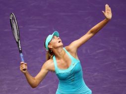 Maria Sharapova jugando contra la australiana Samantha Stosur en el Torneo WTA Florida. AFP  /