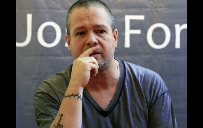 El artista plástico presentará una elección de su obra en la galería del Parque Colomos. E. BARRERA  /