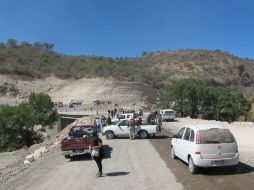 Foto de la toma de La Presa El Zapotillo el 28 de marzo, por parte de pobladores de Temacapulín y grupos aliados. ESPECIAL  /