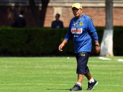 Carlos Reinoso, durante el entrenamiento del América. MEXSPORT  /