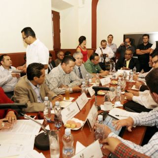 Diputados sepultan la Vía Express