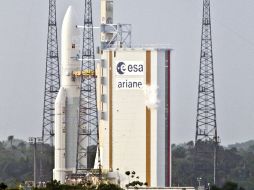 Este Ariane-5 debía poner en órbita el satélite militar Yahsat Y1A. AFP  /