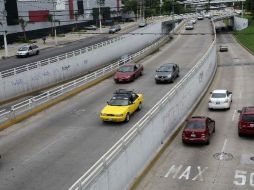 Imagen de archivo de la Avenida Vallarta, a la altura de Los Cubos, punto donde se reportó tráfico cargado. ARCHIVO  /