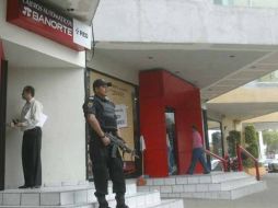 El Grupo Financiero dará  más de 300 millones a Grupo IXE. E. BARRERA.  /