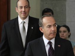 El Presidente Calderón hizo oficial el anuncio de la salida del físcal. REUTERS  /