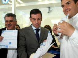 Los alcaldes de Tlaquepaque, Zapopan y Tonalá pagaron ayer el adeudo con el SIAPA; Guadalajara horas más tarde. A. Hinojosa  /