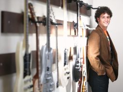 El artista defiende las formas de comunicación tradicionales en su sencillo ''Apaga la máquina''. EFE  /