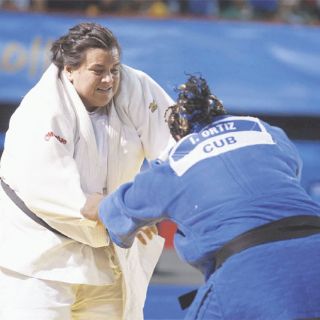 Zambotti da la cara por México