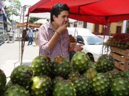 Se iniciaron operativos de inspección y supervisión en puestos de comida al intemperie. ARCHIVO  /
