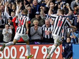 El jugador del West Bromwich, Chris Brunt, celebra su segundo gol ante el Liverpool. AFP  /