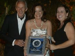 Klix Kaltenmark y Sally Rangel, recibieron el reconocimiento de manos de Sylvie Laitre, directora general de Hoteles Boutique de México  /