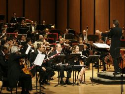 Hoy será el último concierto de Leonardo Gasparini como director titular interino del ensamble.E. BARRERA  /