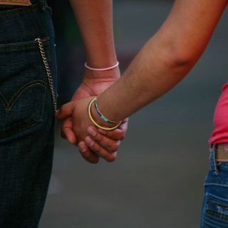 Prefieren desarrollo profesional antes de casarse