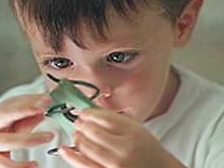 Los especialistas buscan que los niños con autismo consigan una buena calidad de vida. ESPECIAL  /