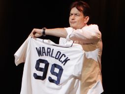 Aunque al principio la audiencia se mostró emocionada con la obra al avanzar la misma el actor no logró cautivar al público. AP  /