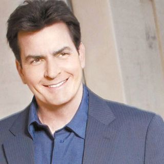 Charlie Sheen llega a resolución legal para ver a sus hijos