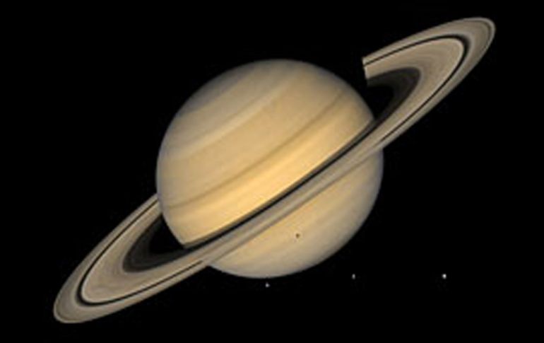 Los anillos del planeta reflejarán más la luz del Sol. ESPECIAL  /