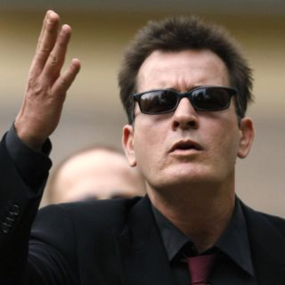 Realiza Sheen polémicas declaraciones