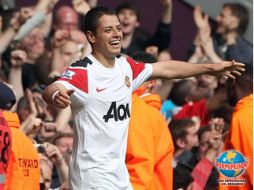 Javier Hérnandez tras anotar, con lo que selló la victoria del ManU ante el West Ham. AP  /