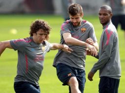 Abidal a pesar de estar tan cerca no tuvo acción en a práctica. EFE  /