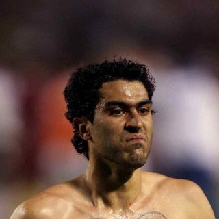 Nery Castillo podría quedar fuera del club