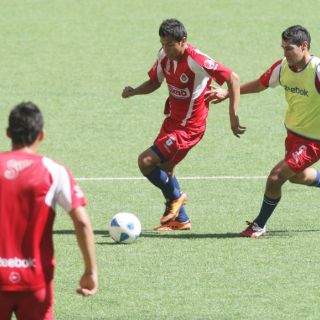 Esparza, ansioso por enfrentar al América