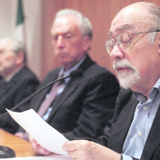 Rinden homenaje al enciclopedista de México